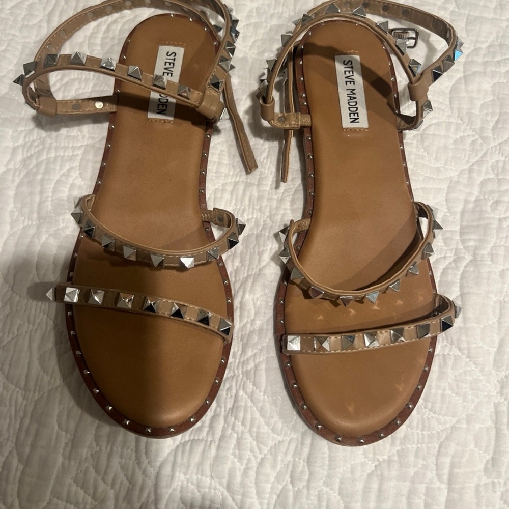 Steve Madden Tan Sandals with Silver Studs